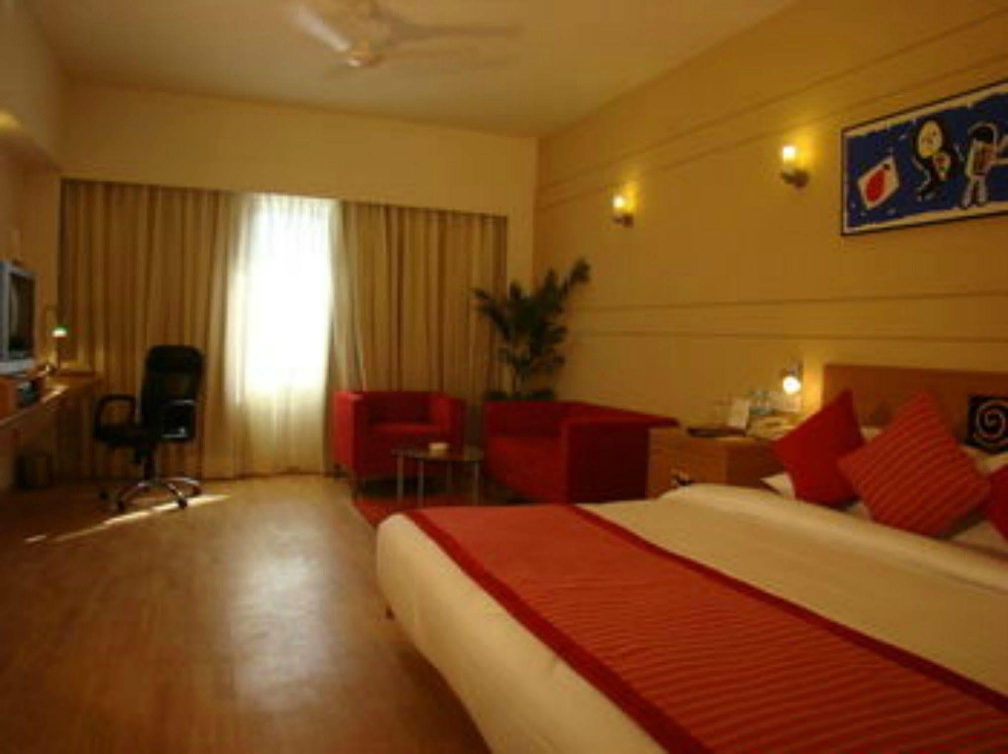 Lemon Tree Hotel Τσενάι Δωμάτιο φωτογραφία